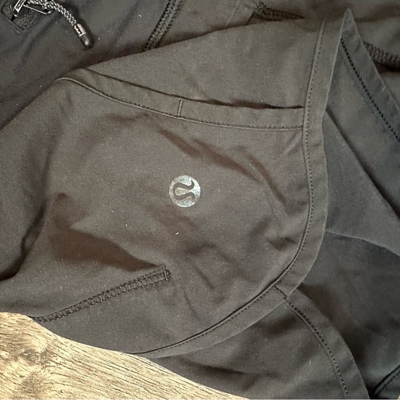 Lululemon shorts - Picture 3 of 3